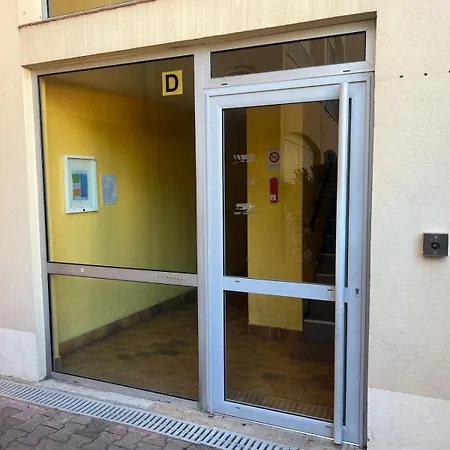 T3 - 6 Personnes - 350m - Piscine - Parking Apartmán