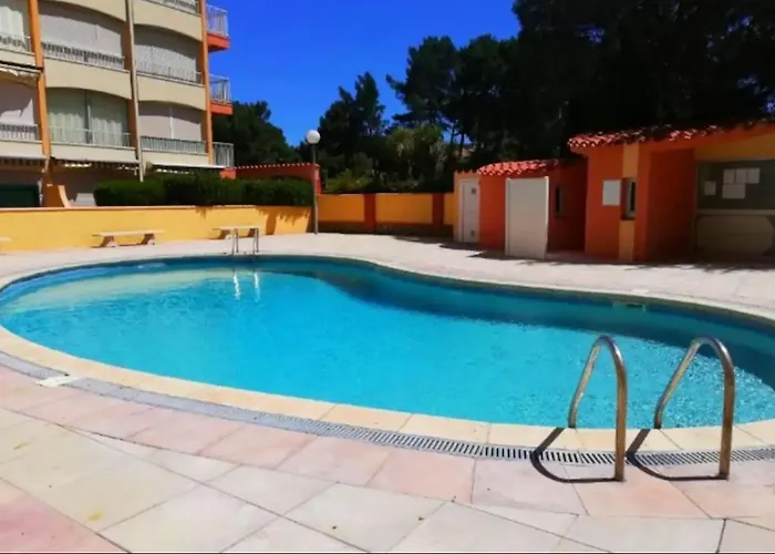 T3 - 6 Personnes - Plage 350M - Piscine - Parking Διαμέρισμα *